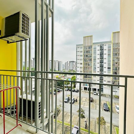 Setia Alam Islamic Homestay Shah Alam Exterior foto